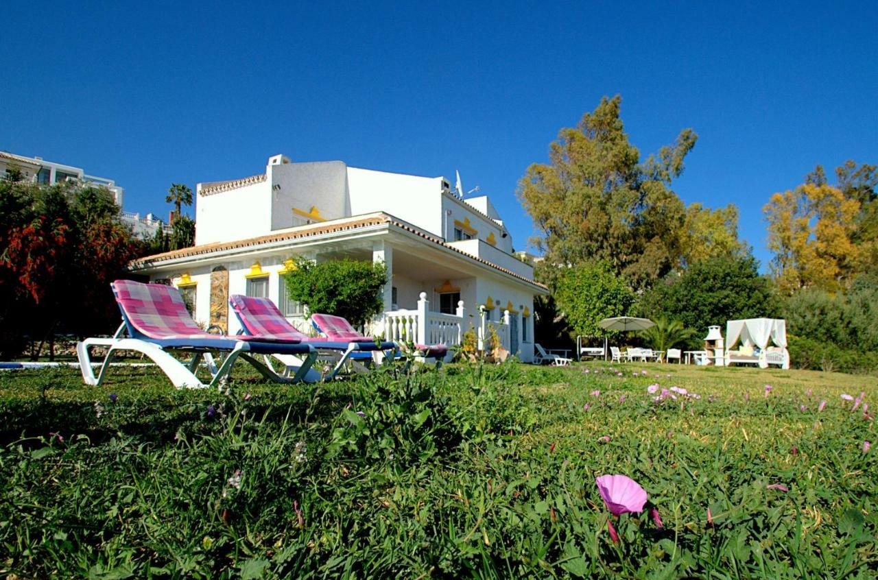 Holiday Villa In 10 Min From Fuengirola Beach With Sea Views Pool Bbq Parking Wifi Aircon Big Garden Mijas Extérieur photo